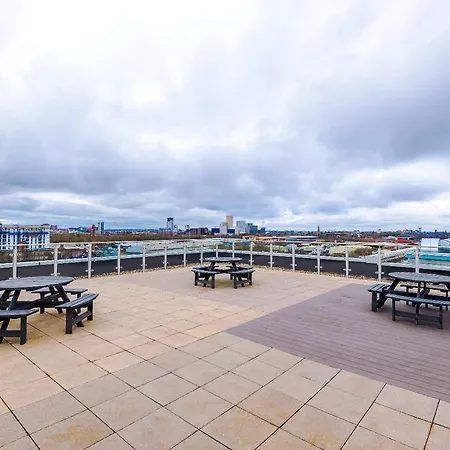 Modern 2 Bed With Balcony By Host A Apartamento Mánchester