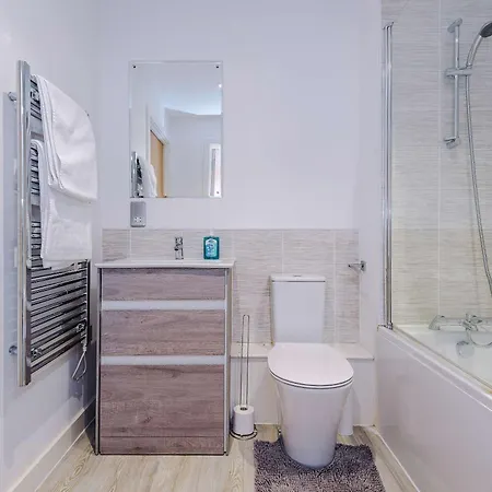 Lejlighed Modern 2 Bed With Balcony By Host A Manchester