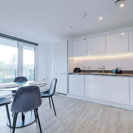 Apartamento Modern 2 Bed With Balcony By Host A Mánchester