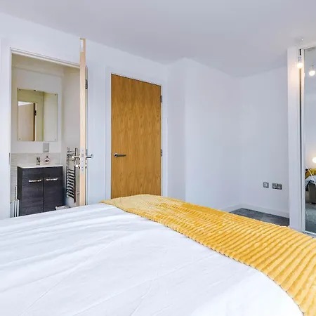 公寓 Modern 2 Bed With Balcony By Host A