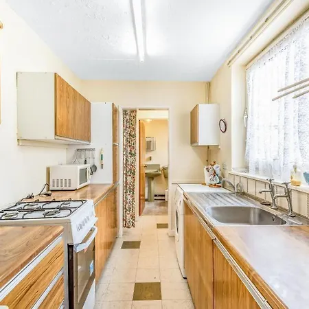 Tallis House, Sleeps 5, Near Centre, Free Parking, Long Or Short - By Nmb Prázdninový dům