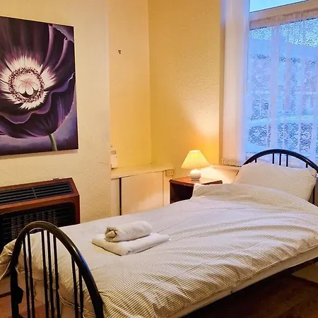 Tallis House, Sleeps 5, Near Centre, Free Parking, Long Or Short - By Nmb Prázdninový dům
