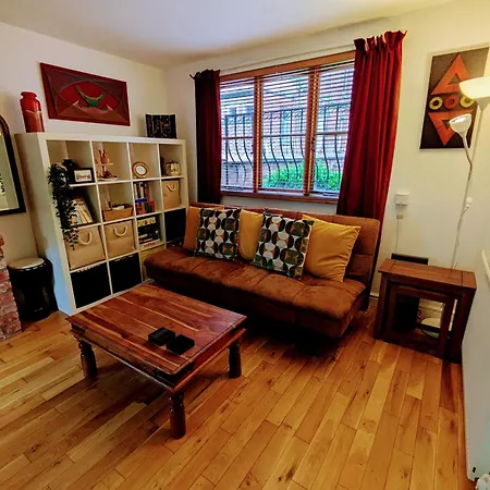 Detached House With Gated Parking In Whalley Range, Near Centre Μάντσεστερ