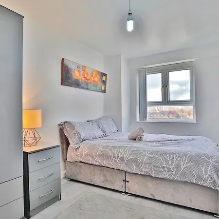 View - Free Parking - Sleeps 6 - Near Centre - By Nmb Apartament Manchester