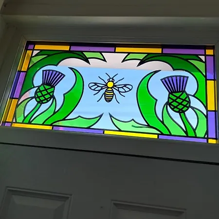 Winslow House- Close To Coop Etihad & Free Parking Holiday home *