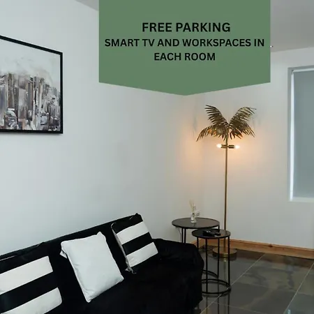 4 Bed Home, 3 Baths, Free Parking For Contractors And Workers - 12less Black Friday Sale Across The Whole Of November * 맨체스터