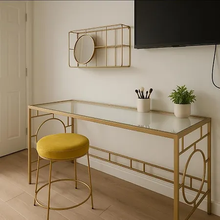 Blossom Lets Apartment Manchester