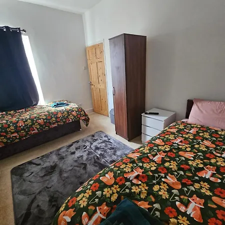 Comfort And Leisure בית אירוח