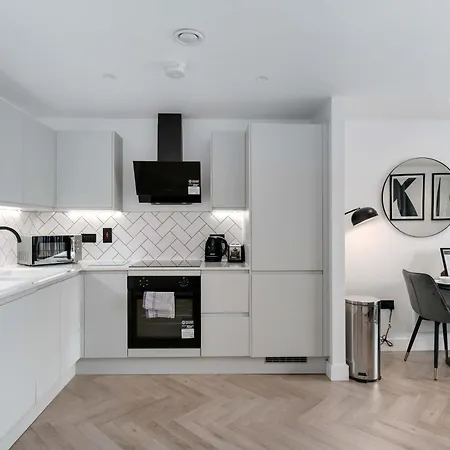 Fabulous 1bed Flat In W Balcony * Manchester