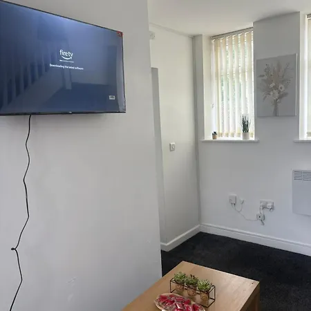 アパート Contemporary 1Br Flat - Garden Access