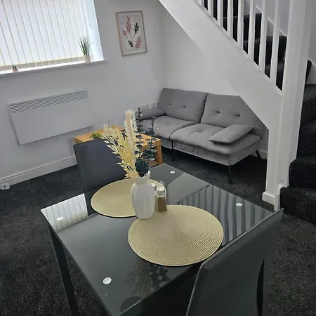 Charming 1br Haven Close To Downtown *