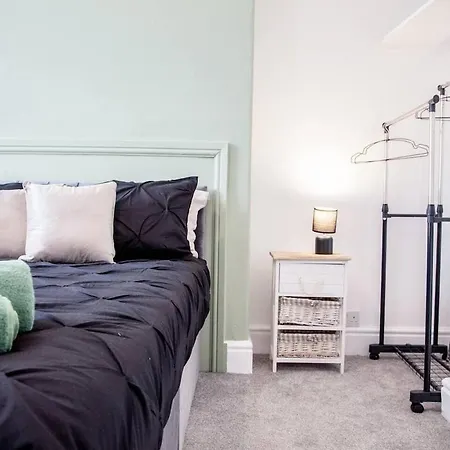 3br House Contractor Hospital Uni Holiday home Manchester