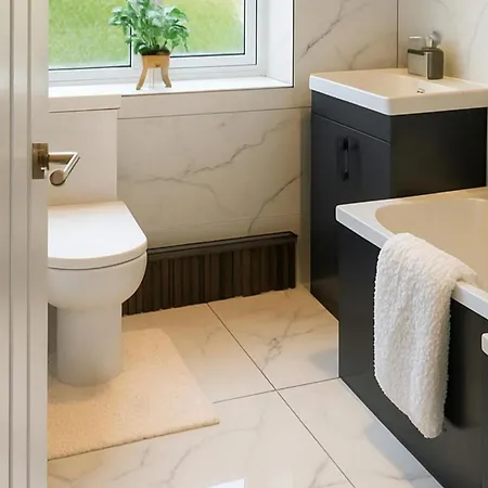 Hideaway On Shrewsbury Road Holiday home Manchester