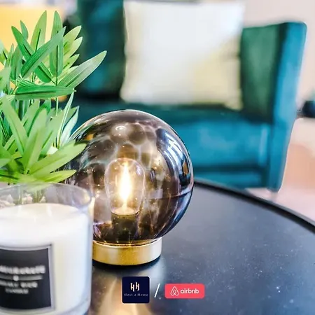 公寓 Comfy 1br In Salford, Kitchen, Wifi And Parking *