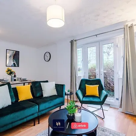 公寓 Comfy 1br In Salford, Kitchen, Wifi And Parking *