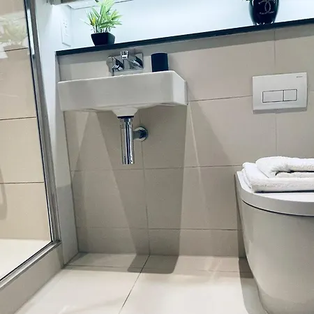 Sky View Апартаменты *