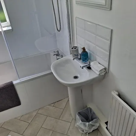 別荘 Cosy 2-bed House In