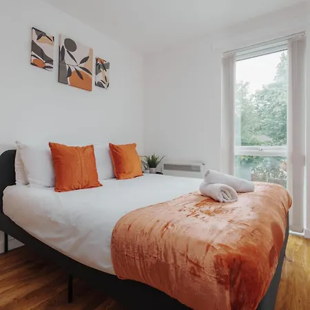 Апартаменты Stylish 2br Flat - Walk To Old Trafford - Free Parking Манчестер