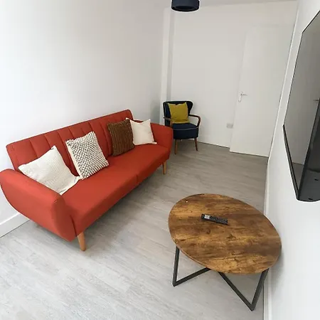 Kehoe's Pad Near Etihad Stadium & Coop Live Arena Sleeps 4 * Mánchester