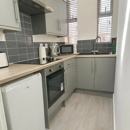 Kehoe's Pad Near Etihad Stadium & Coop Live Arena Sleeps 4 Apartamento