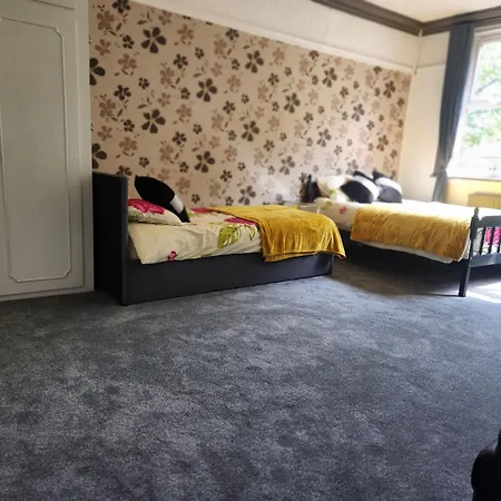 Homestay Luxury Free Wifi Old Trafford