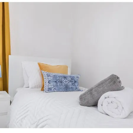 Modern 3bd House - Free Parking - Fast Wifi 曼彻斯特