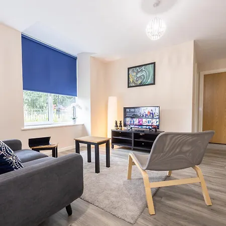 Salford - 1 Bed - Free Parking - Fast Wi Fi By Av Hughes Apartament