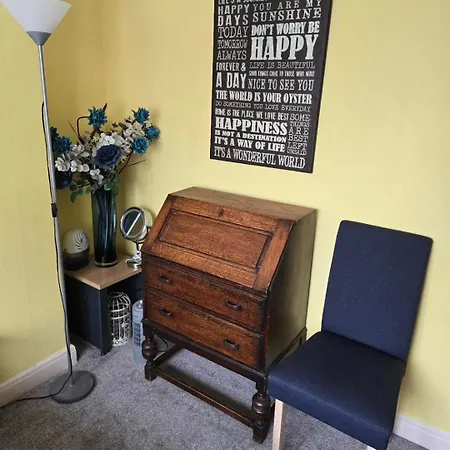 Stretford Single Bright * Manchester