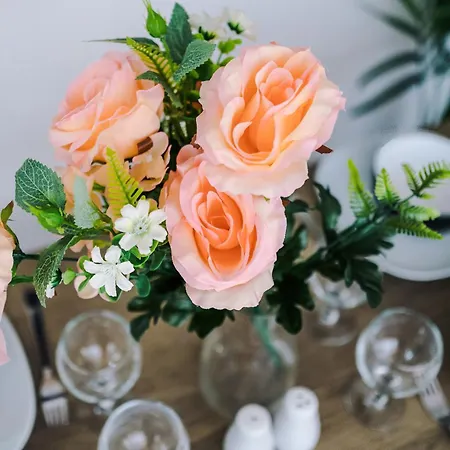 Cosy 2br In Center - With Wifi, Kitchen & Parking Appartement *