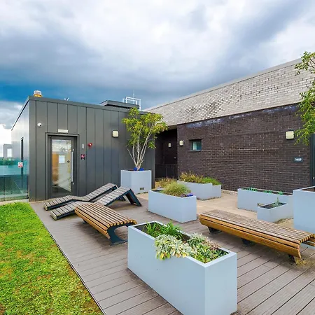 アパート Duplex In Salford, 2br&2ba, Full Kitchen マンチェスター