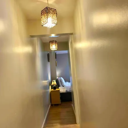 House * Manchester
