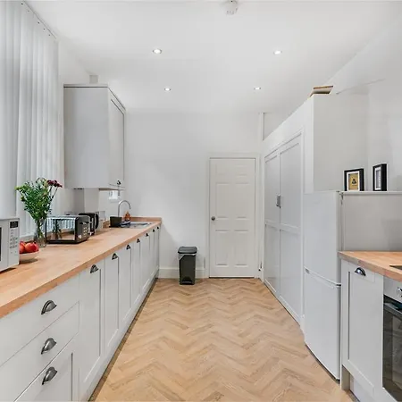 Clayton Haven * Manchester