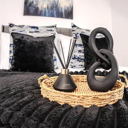 The Modern 1br Near Etihad Stadium & Coop Live *