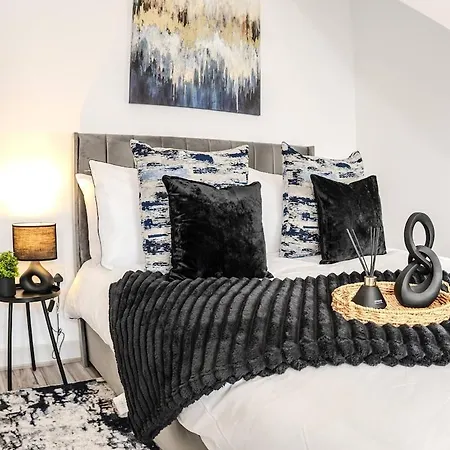 The Modern 1br Near Etihad Stadium & Coop Live شقة مانشستر