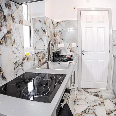 The Modern 1br Near Etihad Stadium & Coop Live شقة