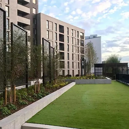 Ficus Hill Private Ensuite Room Accommodatie bij particulieren *