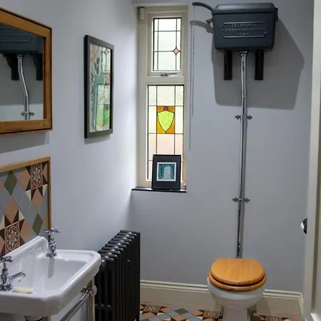 Whalley Range Gem: Elegant 3-bed Edwardian * Manchester