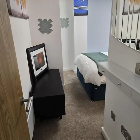 Mega3 Luxury 2-bedroom,2-baths With Free Car Park *