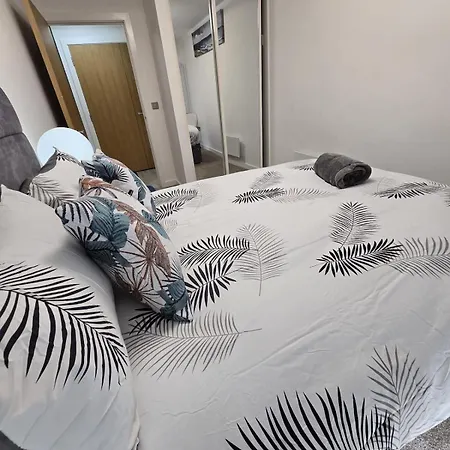 Mega3 Luxury 2-bedroom,2-baths With Free Car Park דירה מנצ'סטר