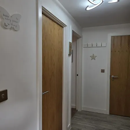 Διαμέρισμα Mega3 Luxury 2-bedroom,2-baths With Free Car Park Μάντσεστερ