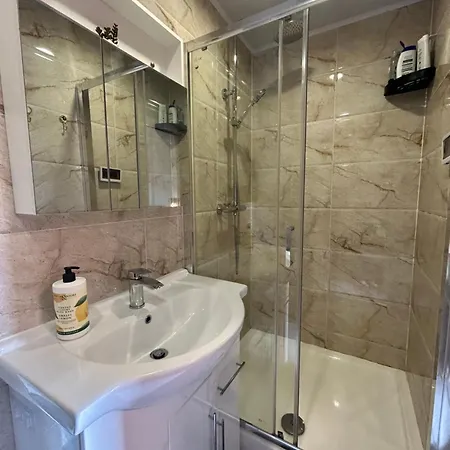 Cosy 2-bed Free Parking, Near Etihad & Centre Manchester
