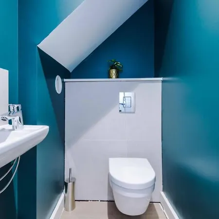 公寓 Modern Spacious Sleeps 5 Free High-speed Wi-fi 曼彻斯特