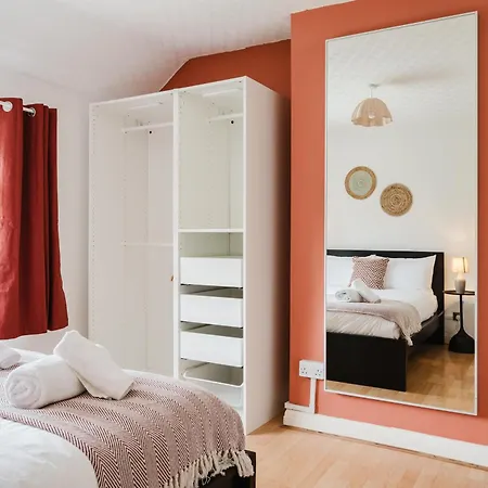 דירה Heaton House - Parkside Charm And Comfort *