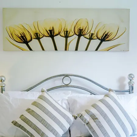 Spacious 3bed In Stretford, Sleeps 6, Parking Сasa de vacaciones Mánchester