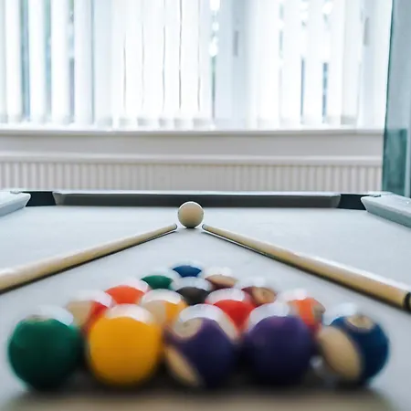 Spacious 3bed In Stretford, Sleeps 6, Parking Casa vacanze *