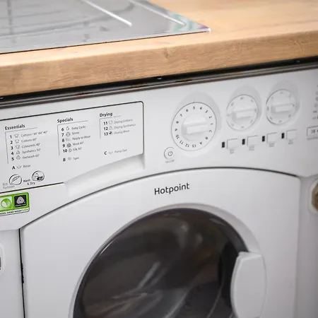 Wilmslow Comfort Stay Ideal For Short & Long Stays Apartament *