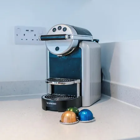 Apartman Spacious In Mcr - Free Parking, Ps5 & Superfast Wifi *