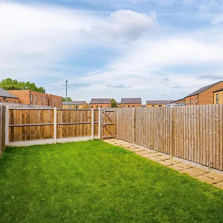 Spacious In Mcr - Free Parking, Ps5 & Superfast Wifi