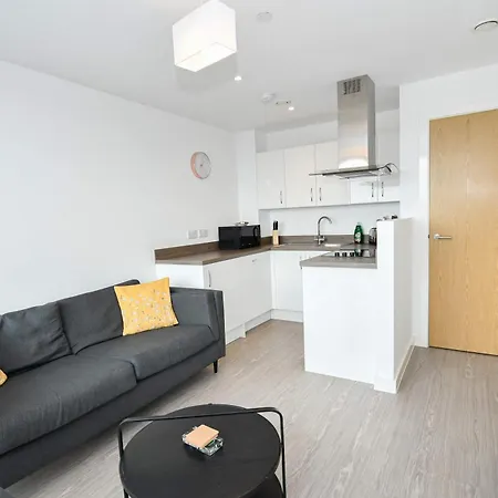 Apartment Modern 1 Bed With Views In