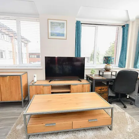 Apartamento Lovely 2 Bedroom In Salford *